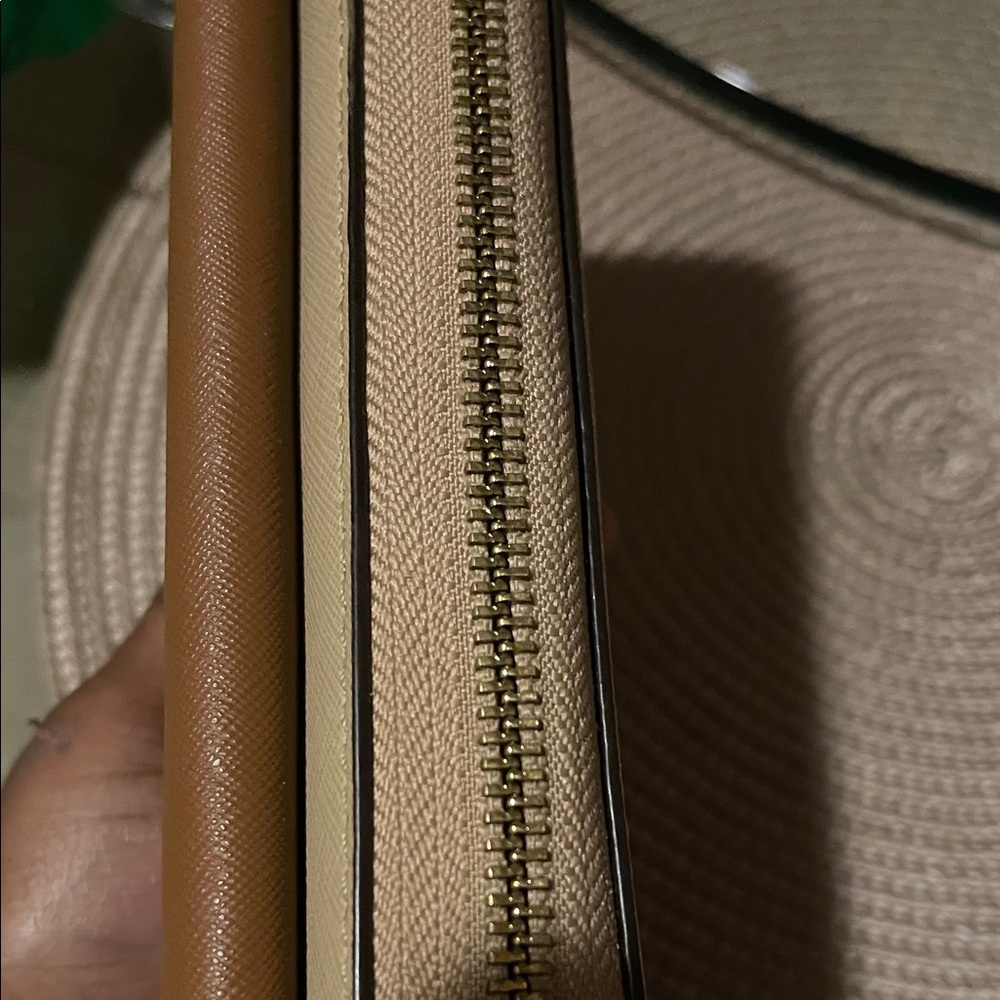 Michael Kors Beige and Brown Wristlet Wallet. NWOT - Picture 13 of 15